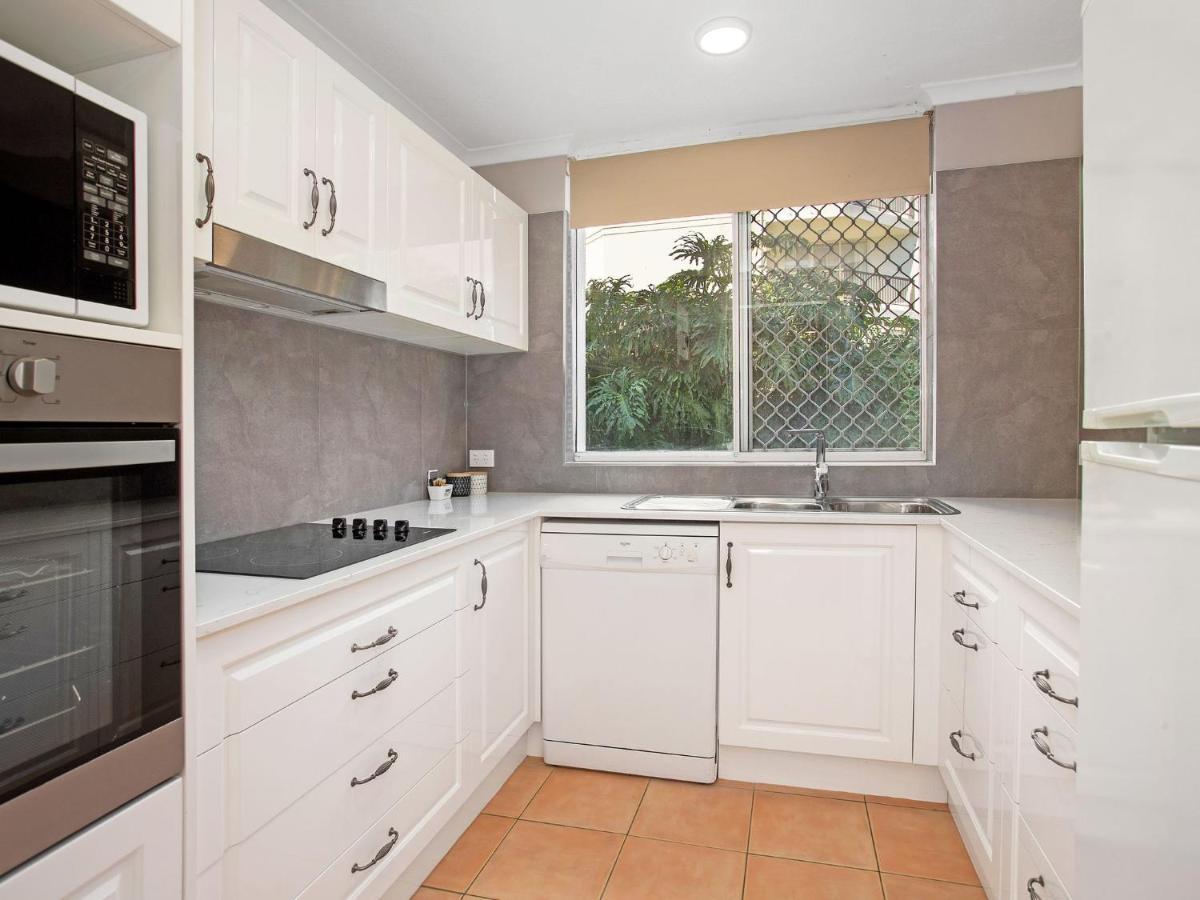 Bay Unit 10 Apartment Gold Coast