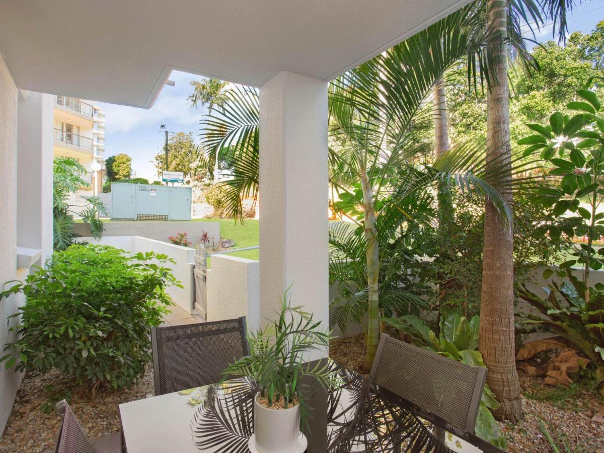 Bay Unit 10 * Gold Coast